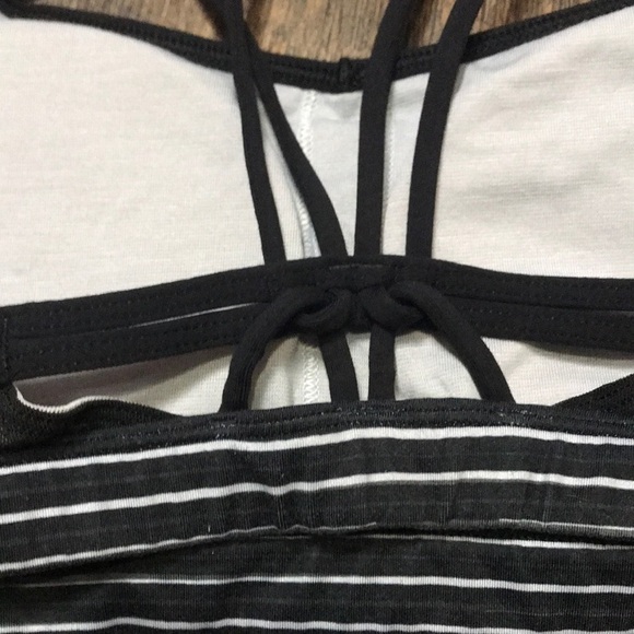 Lululemon Make A Move Bra Twisted Dune Silver Fox - Picture 4 of 7